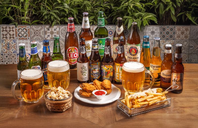 GOLDEN HOURS FOOD &amp; BEER