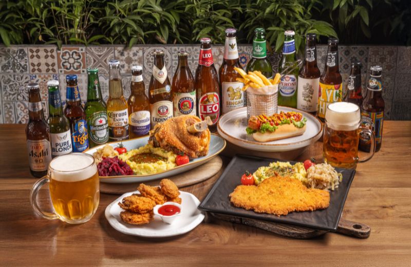 GOLDEN HOURS FOOD &amp; BEER